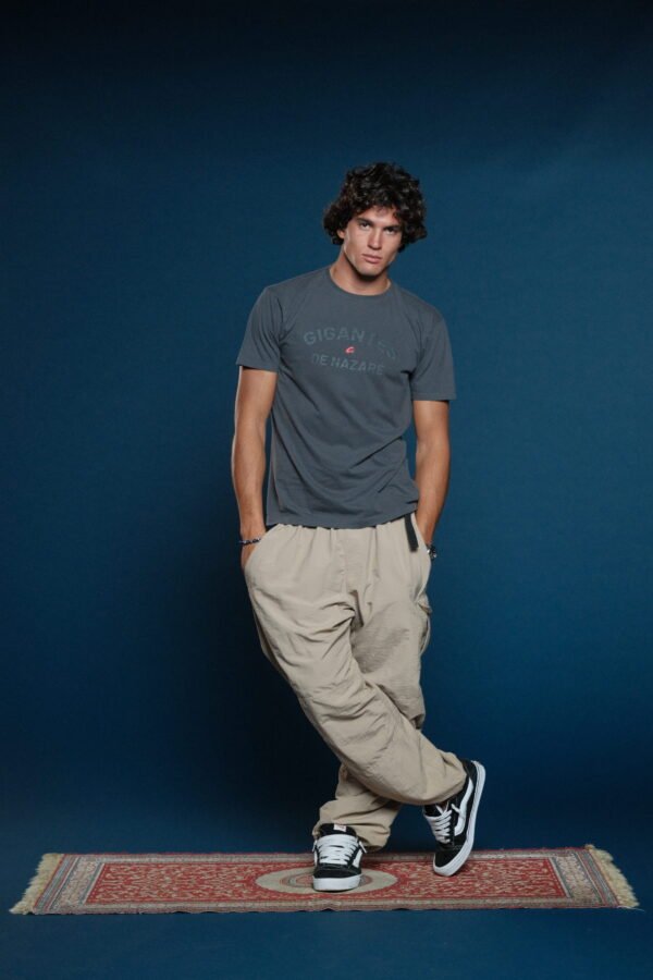 T-shirt Minimal Type - Cinza