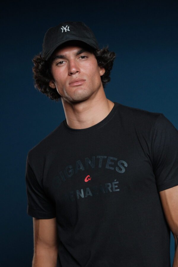 T-shirt Minimal Type - Preta