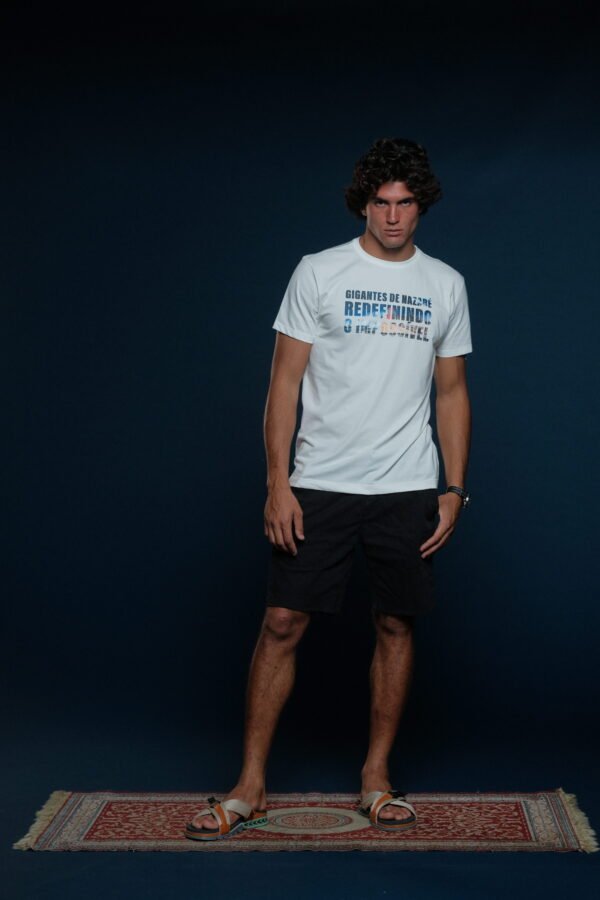 T-shirt Redefining the Impossible PT - Branca