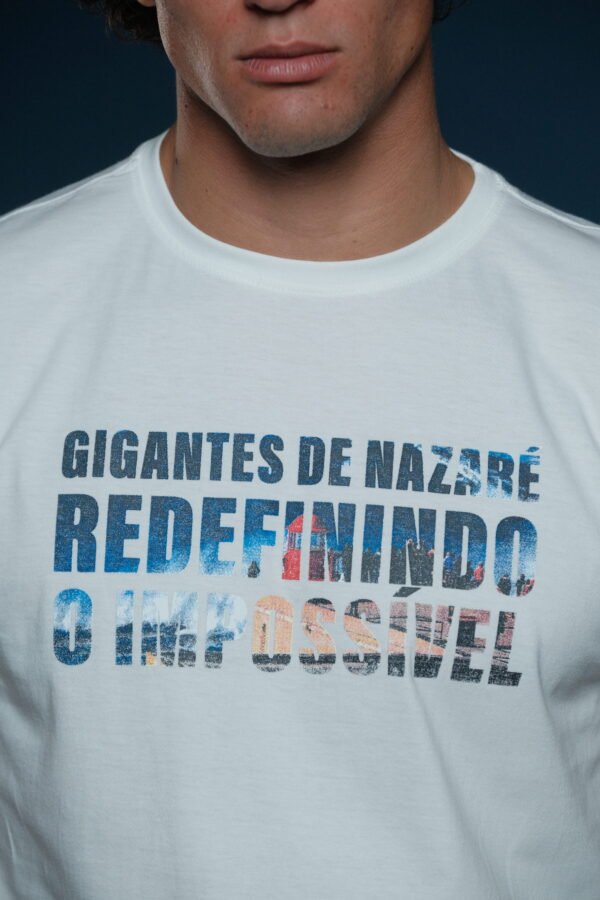 T-shirt Redefining the Impossible PT - Branca